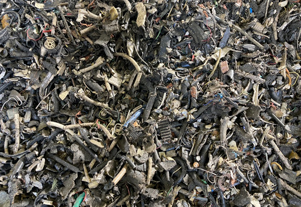 ミックスメタル（非鉄金属とプラスチックが混ざったもの）